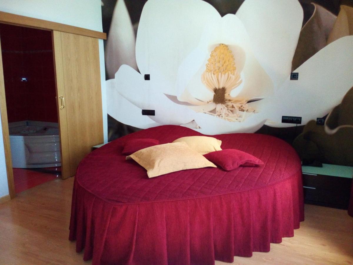 Acropolis Motel 3*